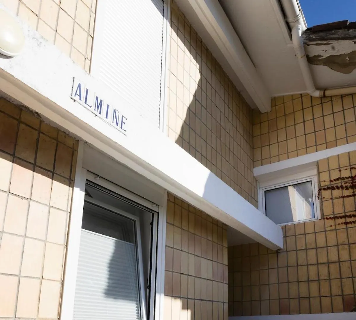 Almine - Basquenjoy Villa Hondarribia